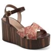 La Haylee Platform Wedges