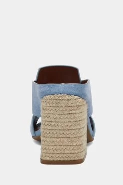 Aerosoles Hazel Mule -Aerosoles Store f5f97b3f e80f 4ef6 a684 82a17bf33a34 fdcb7605 7952 45d2 bc43 db0929db0e69